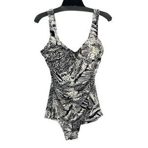 Azul Womens Tropical Ruched‎ Front One Piece Swimsuit Black White Size 18